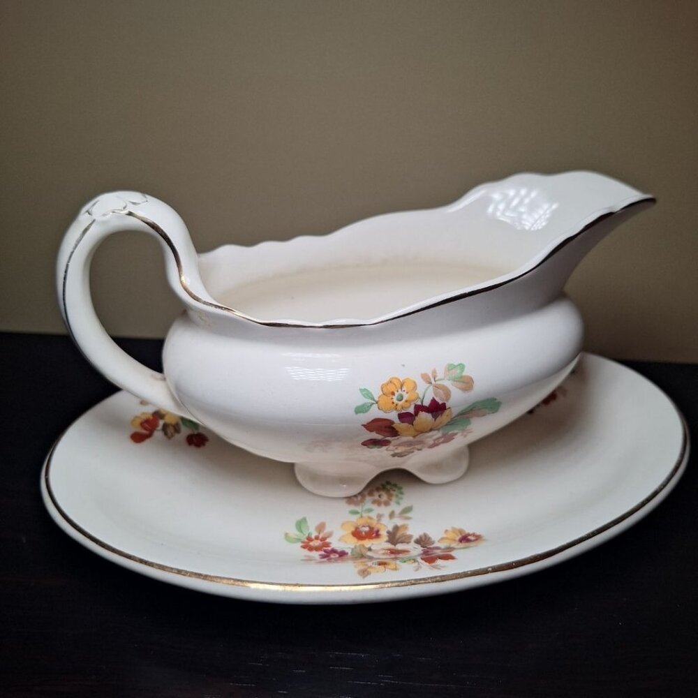 Royal Staffordshire Gravy Boat England Floral Saucer Plate 2 Piece Set Wilkinson